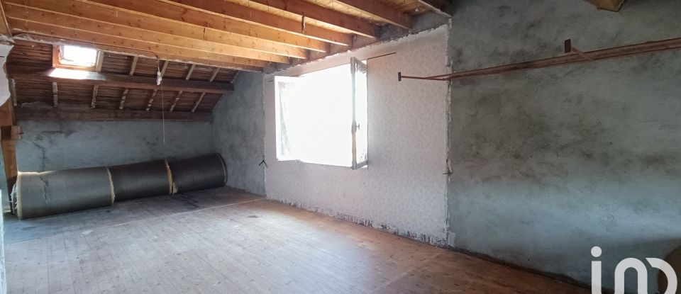 House 4 rooms of 80 m² in Craponne-sur-Arzon (43500)