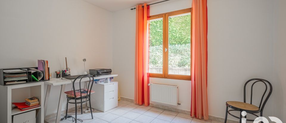 Maison 7 pièces de 166 m² à Varces-Allières-et-Risset (38760)