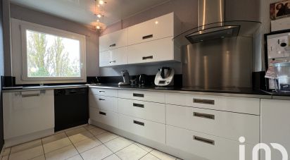 Appartement 5 pièces de 85 m² à Charleville-Mézières (08000)