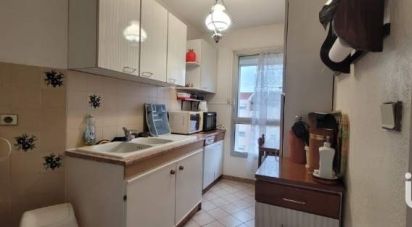 Appartement 2 pièces de 43 m² à Hyères (83400)