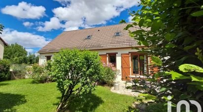 Pavillon 6 pièces de 138 m² à Chemilly-sur-Serein (89800)