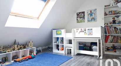 Maison traditionnelle 7 pièces de 114 m² à Nangis (77370)