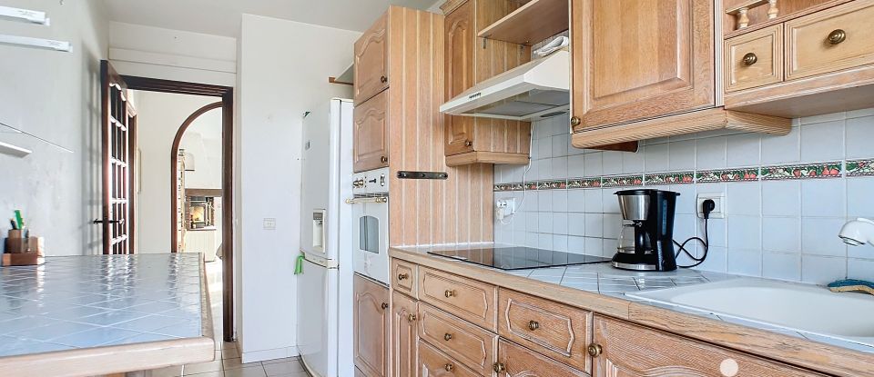 Appartement 4 pièces de 86 m² à Saint-Laurent-du-Var (06700)