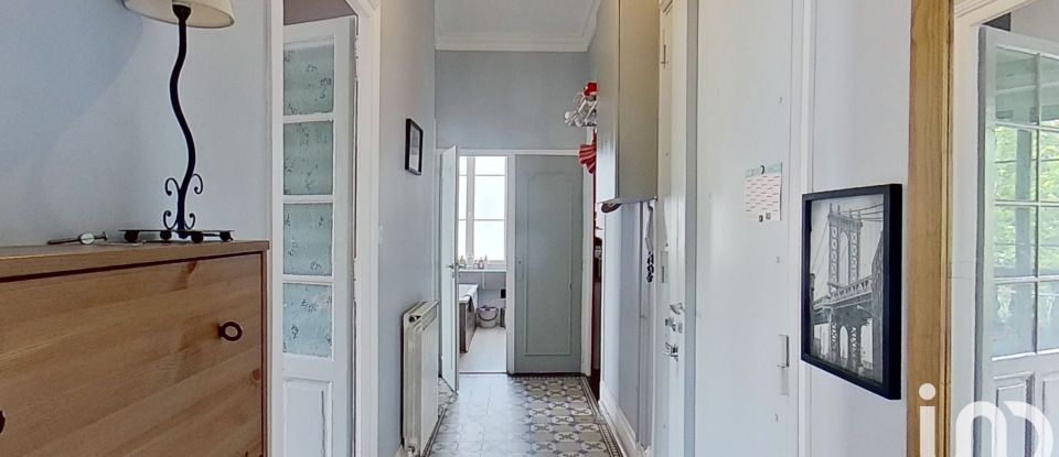 Appartement 4 pièces de 78 m² à Chambéry (73000)