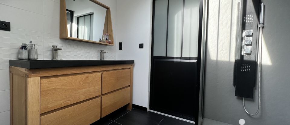 Duplex 3 pièces de 84 m² à Nantes (44100)