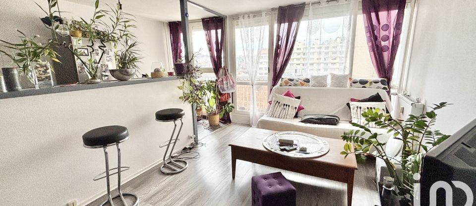 Appartement 2 pièces de 53 m² à Saint-Étienne (42100)