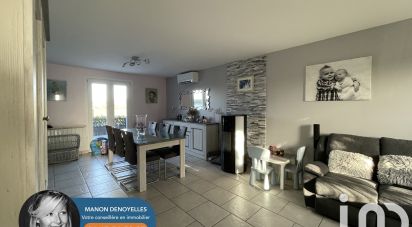 House 4 rooms of 87 m² in Camphin-en-Carembault (59133)