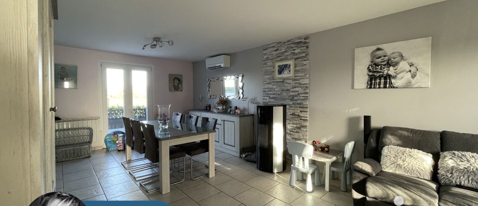 House 4 rooms of 87 m² in Camphin-en-Carembault (59133)