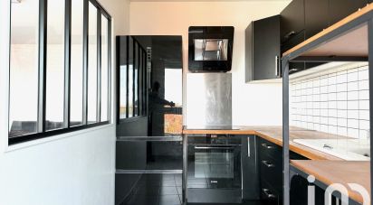 Appartement 5 pièces de 100 m² à Bordeaux (33300)