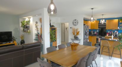 Appartement 5 pièces de 96 m² à Fontenay-le-Fleury (78330)