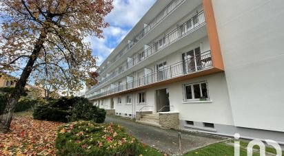 Apartment 3 rooms of 69 m² in Limoges (87000)