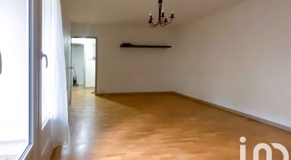 Apartment 3 rooms of 70 m² in Montmorency (95160)