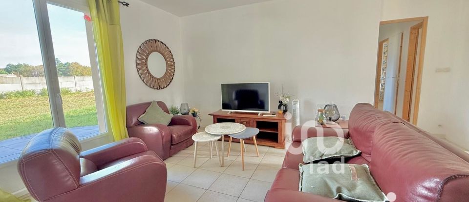 House 4 rooms of 91 m² in Les Mathes (17570)