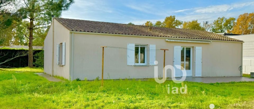 House 4 rooms of 91 m² in Les Mathes (17570)