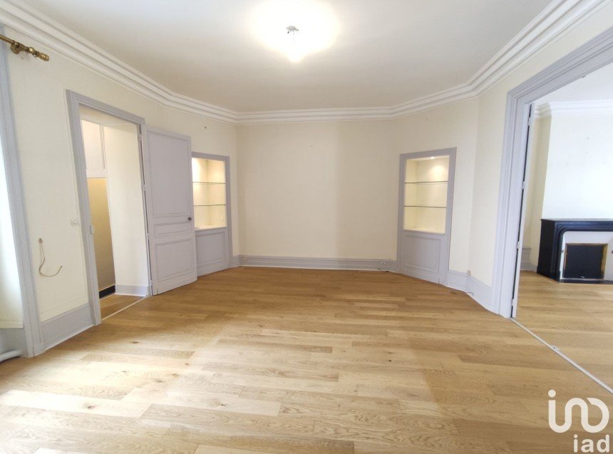 Appartement 4 pièces de 153 m² à Poitiers (86000)