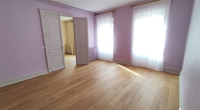 Appartement 4 pièces de 153 m² à Poitiers (86000)