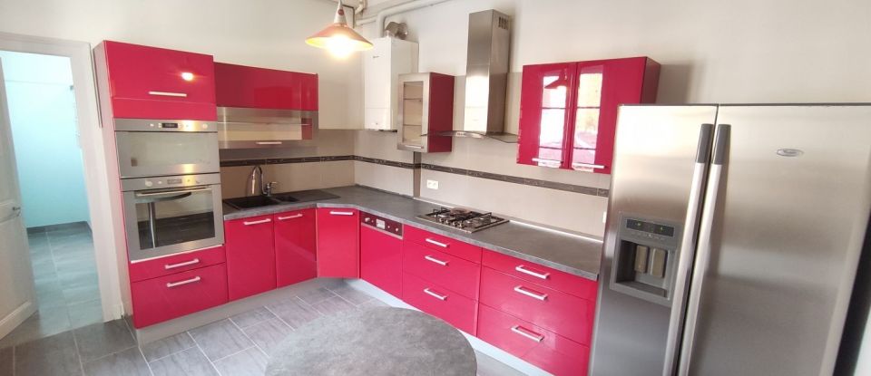 Appartement 4 pièces de 153 m² à Poitiers (86000)