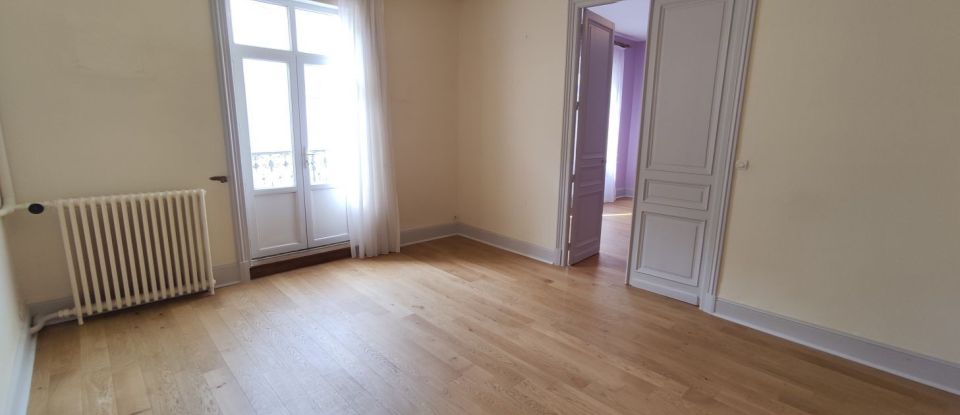 Appartement 4 pièces de 153 m² à Poitiers (86000)