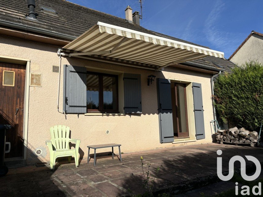 Maison 5 pièces de 100 m² à Chartres (28000)