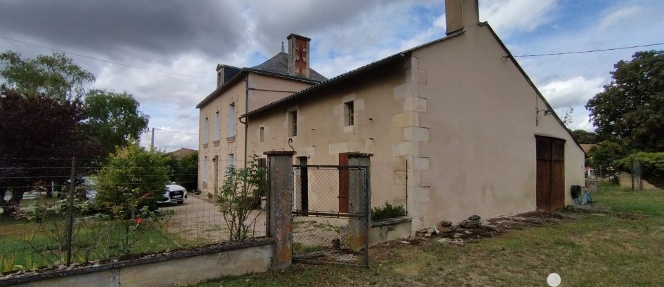 Maison traditionnelle 4 pièces de 146 m² à Bignoux (86800)