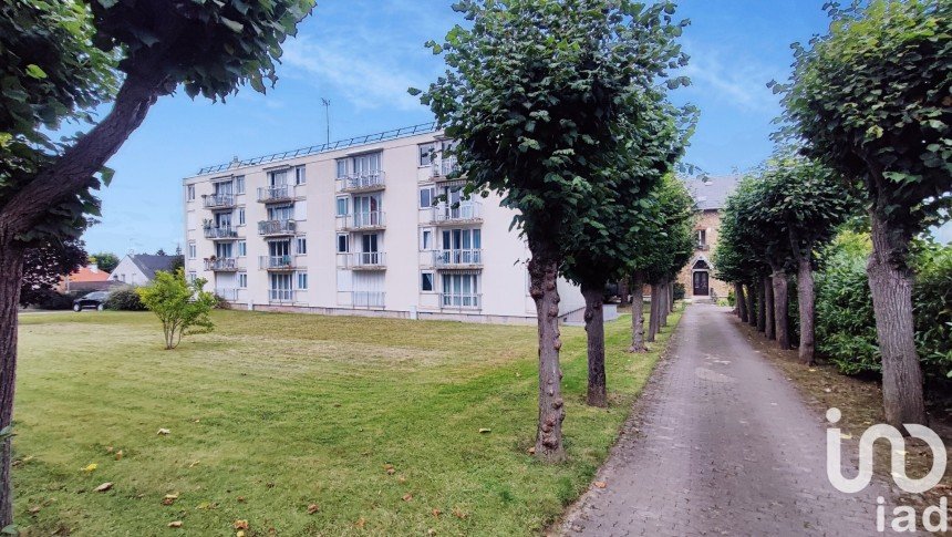 Apartment 4 rooms of 74 m² in Écouen (95440)