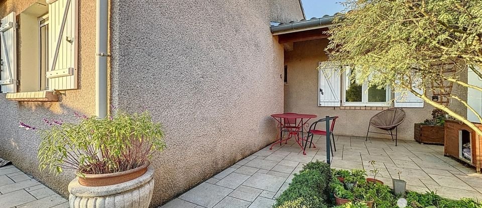 Maison 4 pièces de 100 m² à Beaumont-lès-Valence (26760)