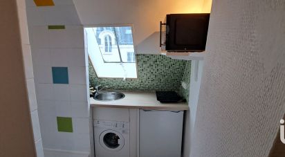 Studio 1 room of 10 m² in Paris (75009)