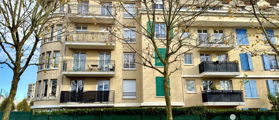 Apartment 4 rooms of 84 m² in Pontoise (95300)