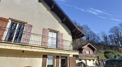 Village house 7 rooms of 210 m² in Saint-Germain-sur-Rhône (74910)