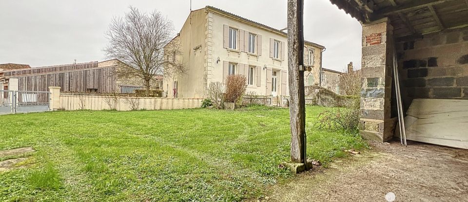 Maison traditionnelle 5 pièces de 100 m² à Maillé (85420)