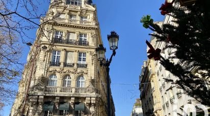 Appartement 2 pièces de 54 m² à Paris (75017)