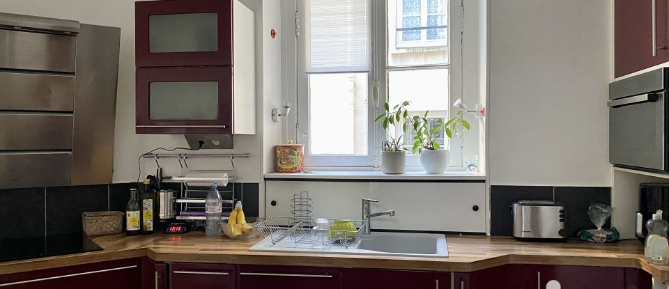 Appartement 2 pièces de 54 m² à Paris (75017)