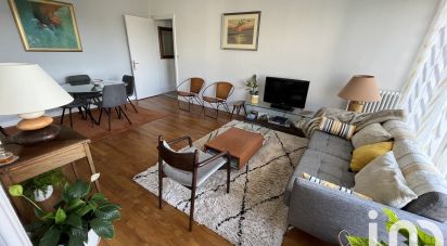 Apartment 4 rooms of 85 m² in La Rochelle (17000)