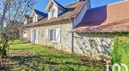 Maison traditionnelle 10 pièces de 233 m² à Gien (45500)