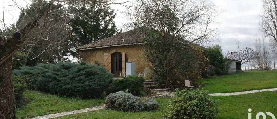 Maison 14 pièces de 450 m² à Monclar (32150)