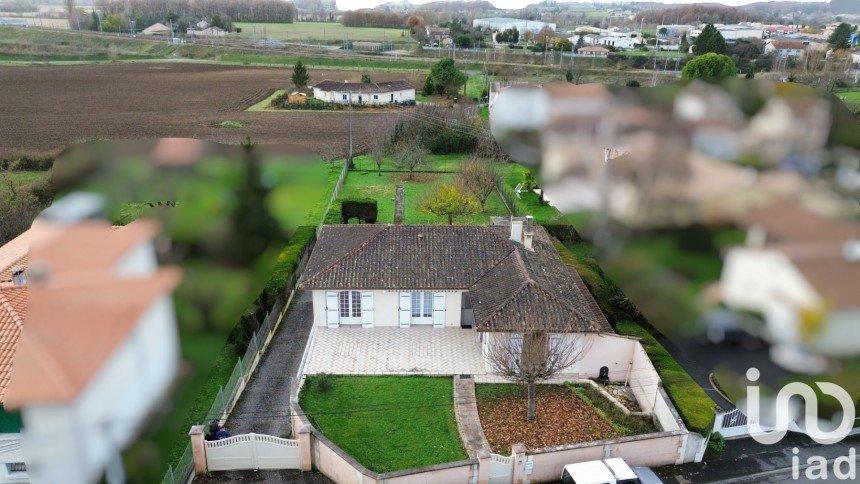 Maison traditionnelle 5 pièces de 113 m² à La Couronne (16400)