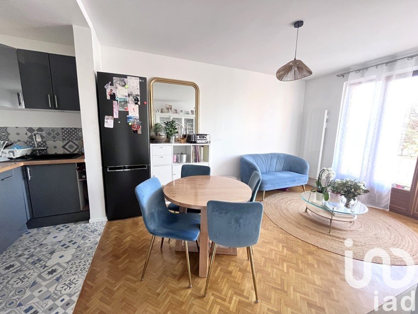 Apartment 3 rooms of 57 m² in Colombes (92700)