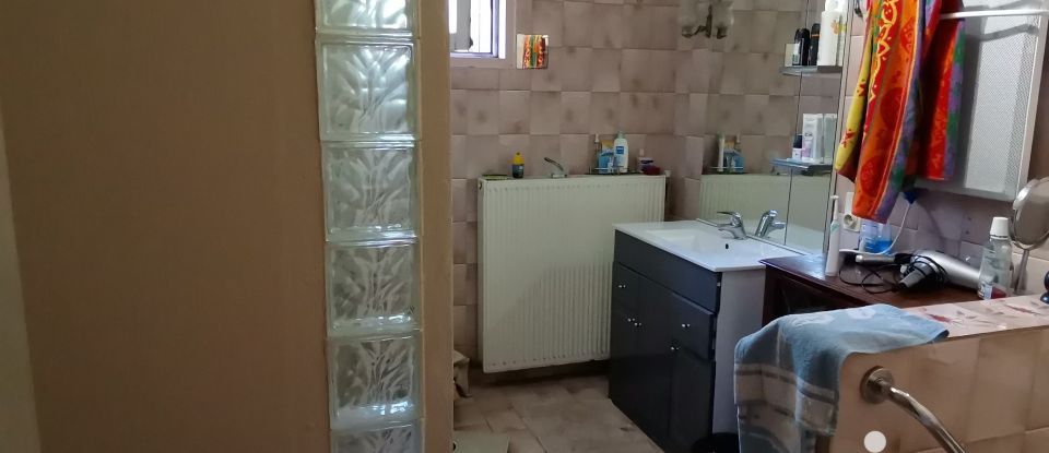 Maison 4 pièces de 76 m² à Chavin (36200)