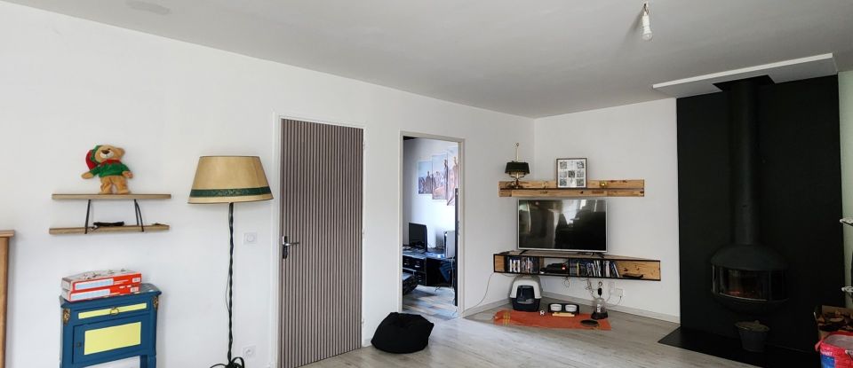 House 4 rooms of 128 m² in Flavin (12450)