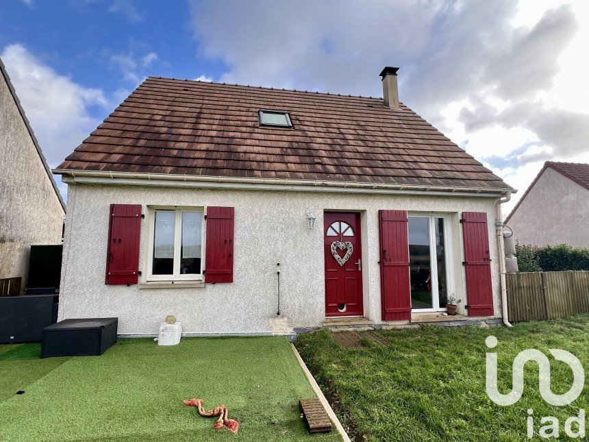 Pavillon 5 pièces de 82 m² à Gisors (27140)