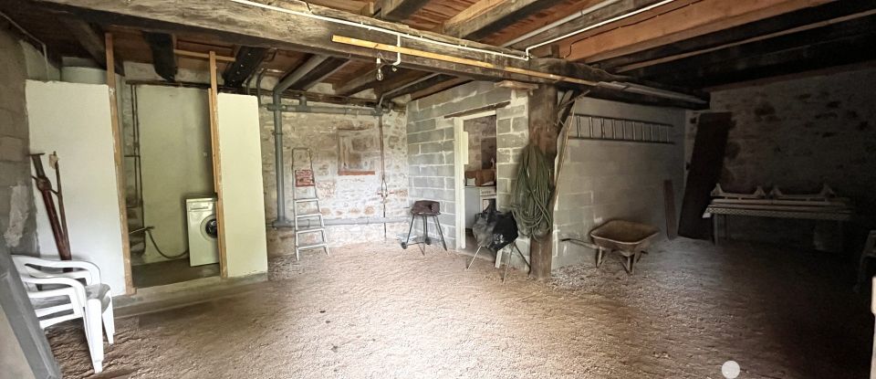 Maison de campagne 7 pièces de 107 m² à Tauriac (46130)