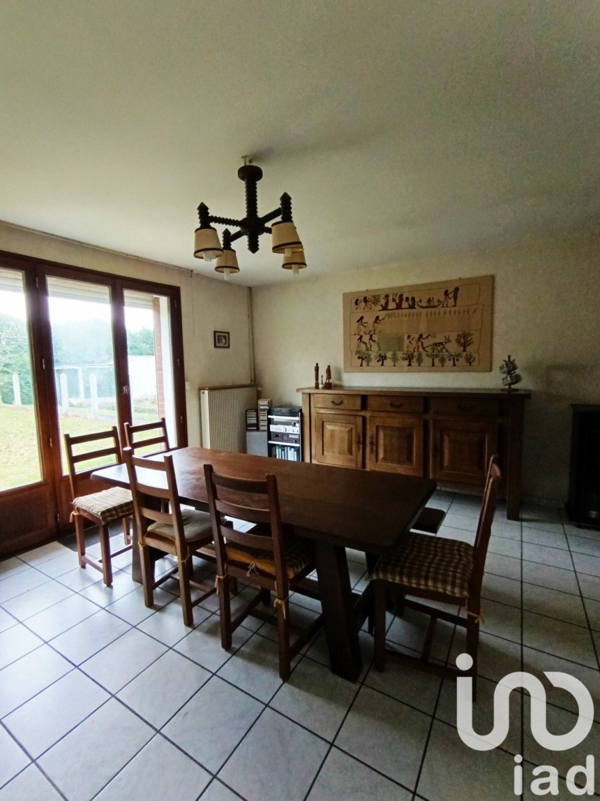 House 7 rooms of 115 m² in Fournes-en-Weppes (59134)