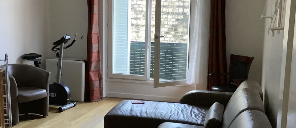 Appartement 2 pièces de 53 m² à Paris (75016)