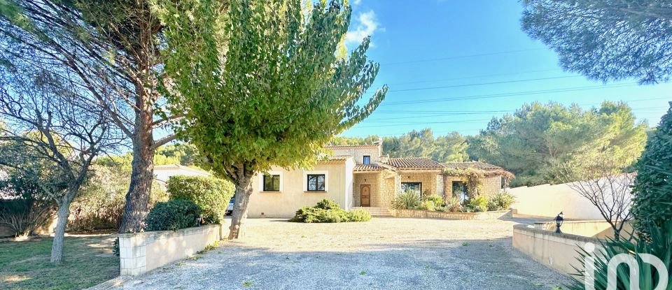 Maison traditionnelle 6 pièces de 208 m² à Châteaurenard (13160)