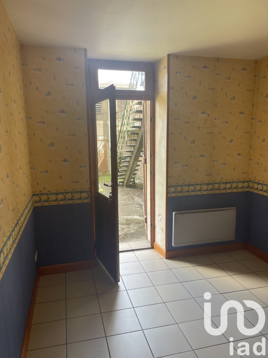 Apartment 3 rooms of 60 m² in Lunéville (54300)