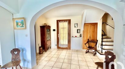 House 5 rooms of 127 m² in Fréjus (83600)