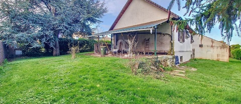 Maison 6 pièces de 130 m² à Boinville-en-Mantois (78930)