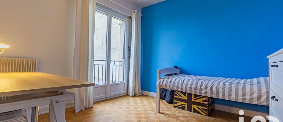 Apartment 6 rooms of 163 m² in Noisy-le-Roi (78590)