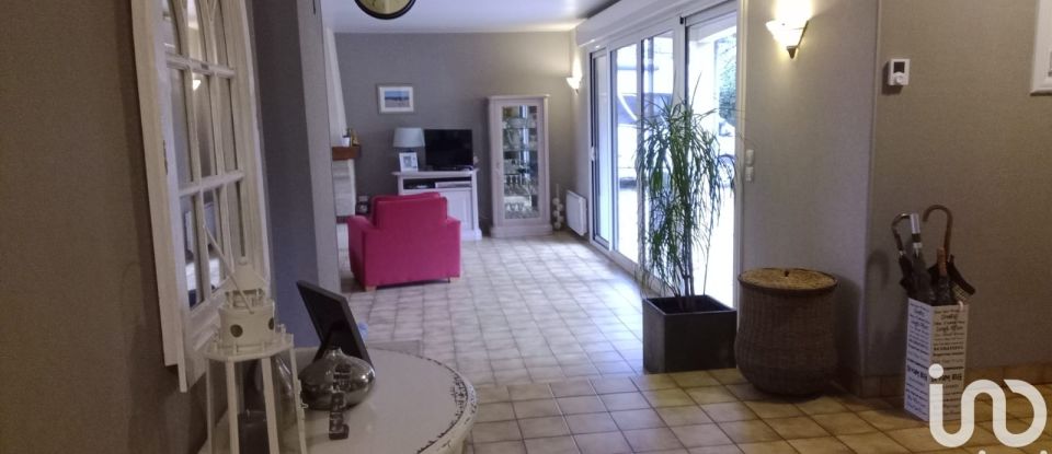 Maison 6 pièces de 130 m² à Bressuire (79300)