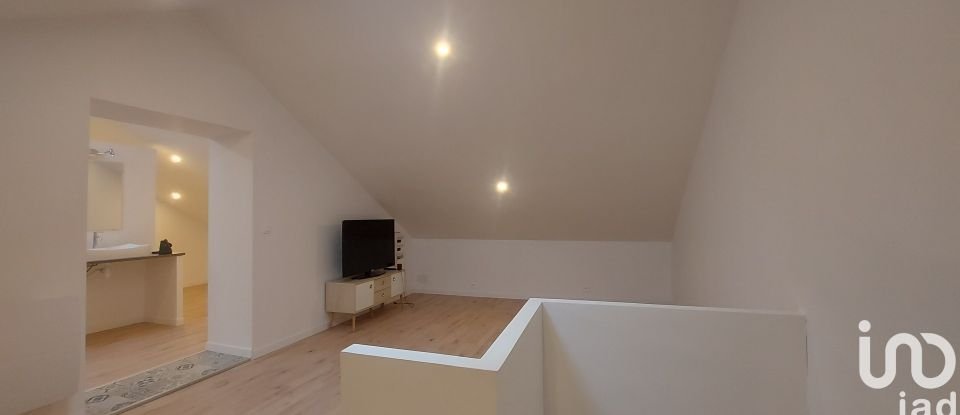 Maison 6 pièces de 170 m² à Trieux (54750)